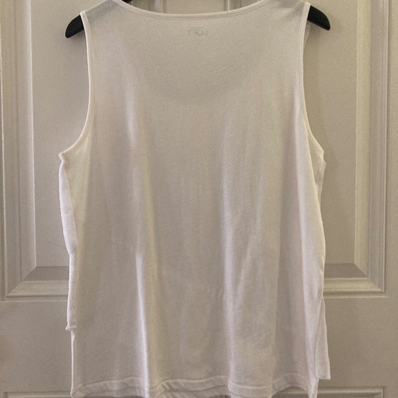 Ann TaylorLOFT Ruffled Layers Sleeveless Scoop Neck Top/White/ L/NWT/ON SALE $30 - Picture 3 of 3